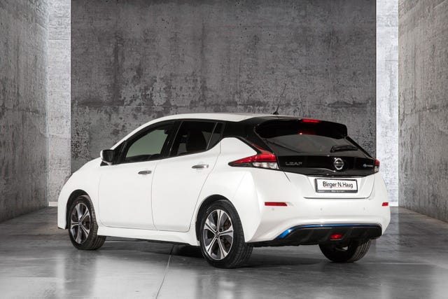 2020 NISSAN LEAF - 9