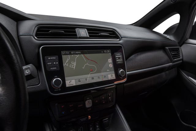 2020 NISSAN LEAF - 19