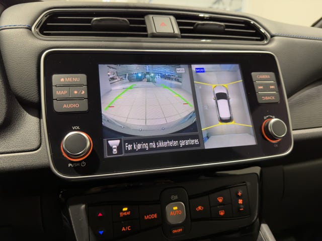 2020 NISSAN LEAF - 24