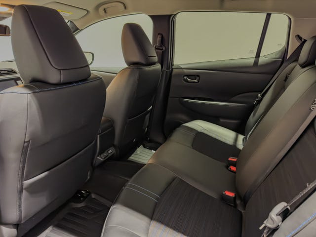 2020 NISSAN LEAF - 9