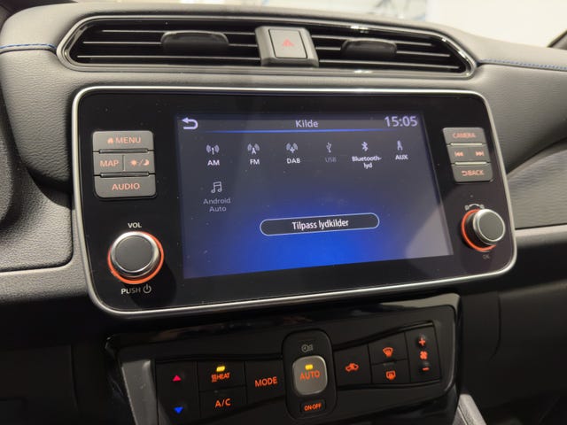 2020 NISSAN LEAF - 21