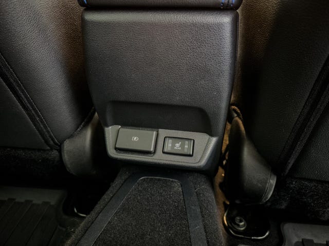 2020 NISSAN LEAF - 12