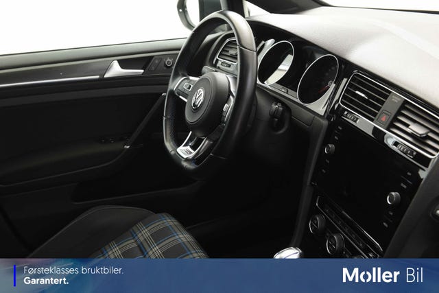 2019 VOLKSWAGEN GOLF - 23
