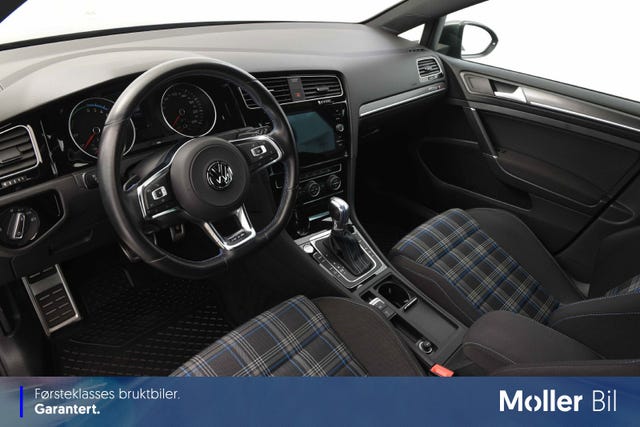 2019 VOLKSWAGEN GOLF - 18