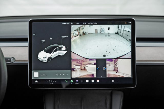 2021 TESLA MODEL 3 - 16