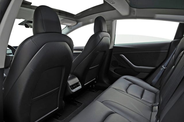 2021 TESLA MODEL 3 - 11