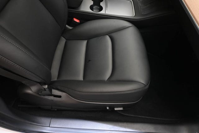 2021 TESLA MODEL 3 - 25