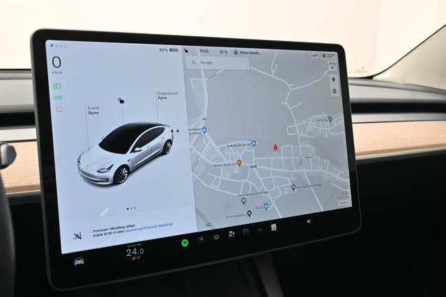 2021 TESLA MODEL 3 - 19