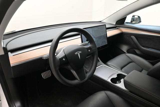 2021 TESLA MODEL 3 - 12
