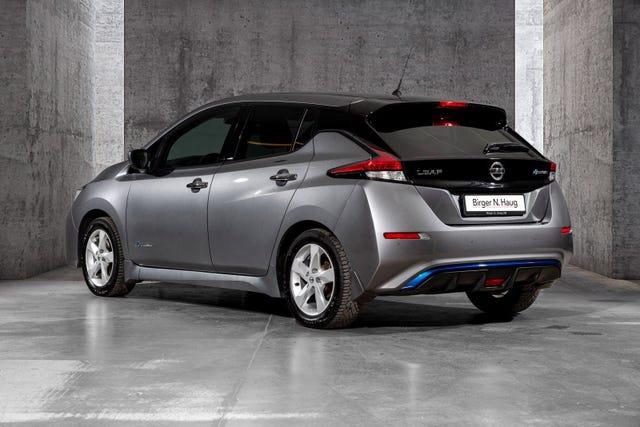 2020 NISSAN LEAF - 30