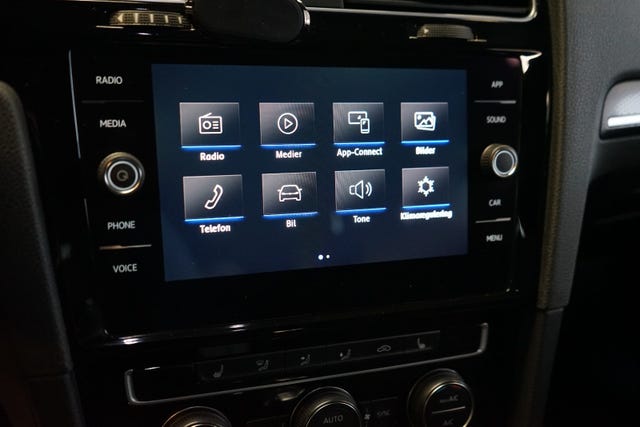 2019 VOLKSWAGEN GOLF - 36