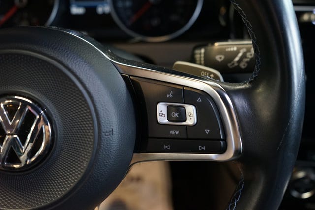 2019 VOLKSWAGEN GOLF - 31