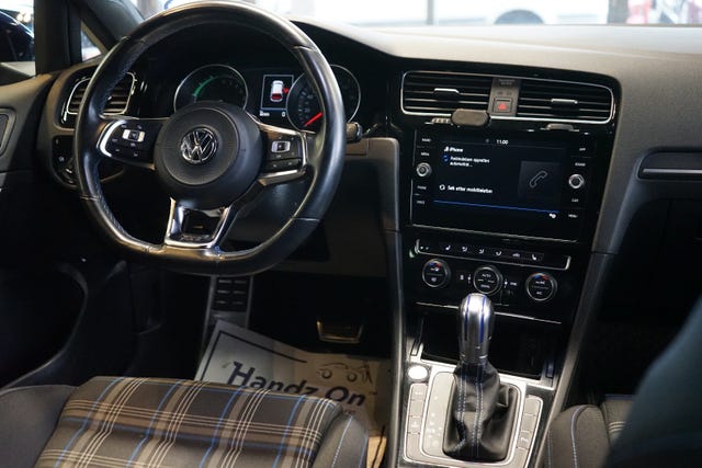 2019 VOLKSWAGEN GOLF - 29