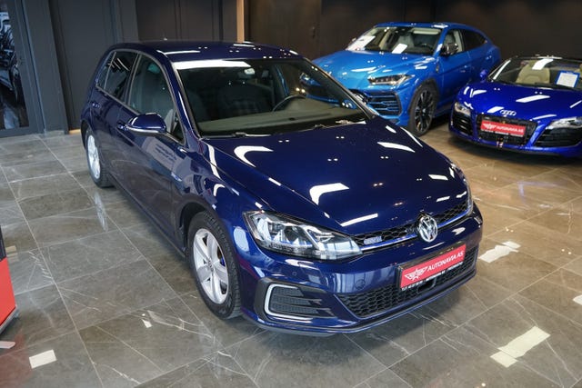 WVWZZZAUZKW800136 2019 VOLKSWAGEN GOLF-1