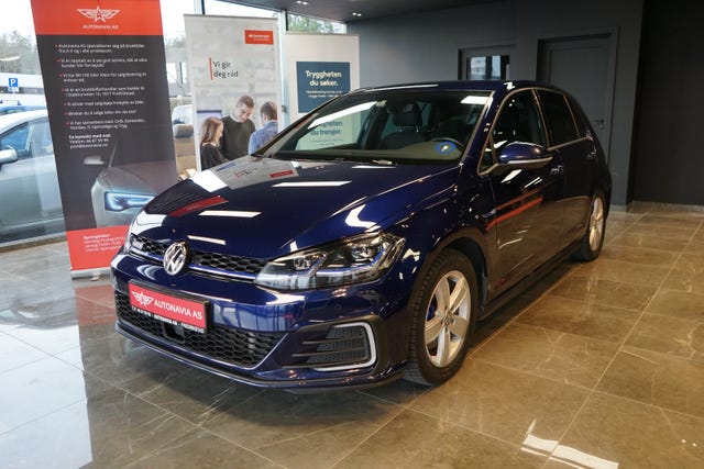 WVWZZZAUZKW800136 2019 VOLKSWAGEN GOLF-2