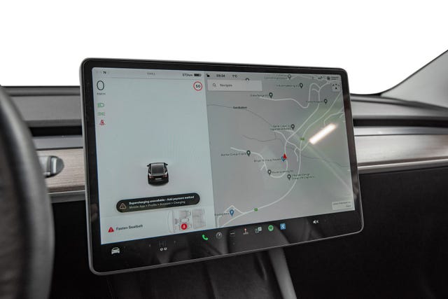 2021 TESLA MODEL 3 - 17