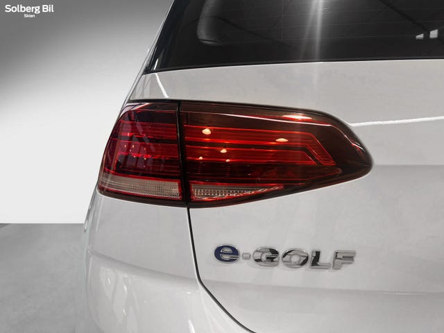 2019 VOLKSWAGEN GOLF - 8