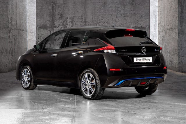SJNFAAZE1U0104182 2020 NISSAN LEAF-2