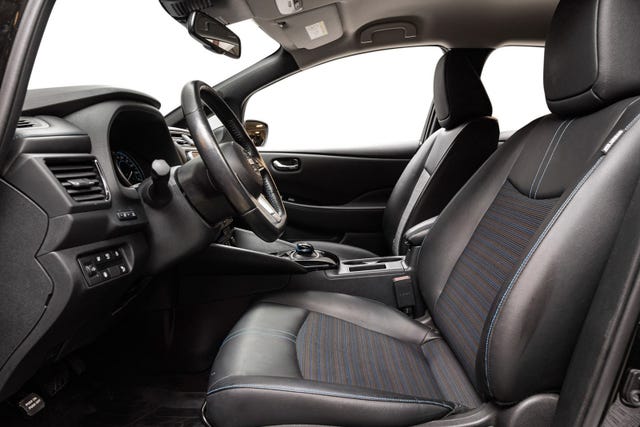 2020 NISSAN LEAF - 9