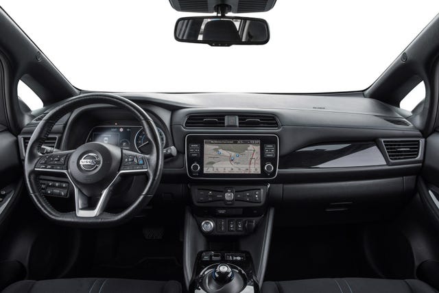 2020 NISSAN LEAF - 13
