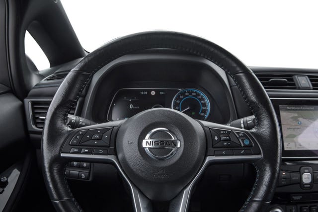 2020 NISSAN LEAF - 15