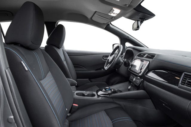 2020 NISSAN LEAF - 23