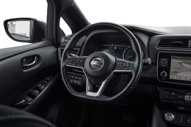 2020 NISSAN LEAF - 14