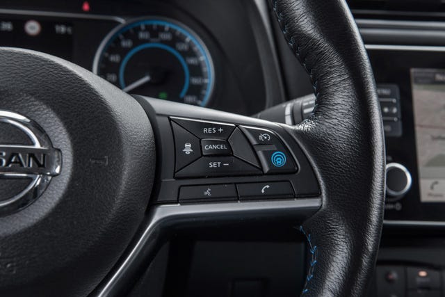 2020 NISSAN LEAF - 16