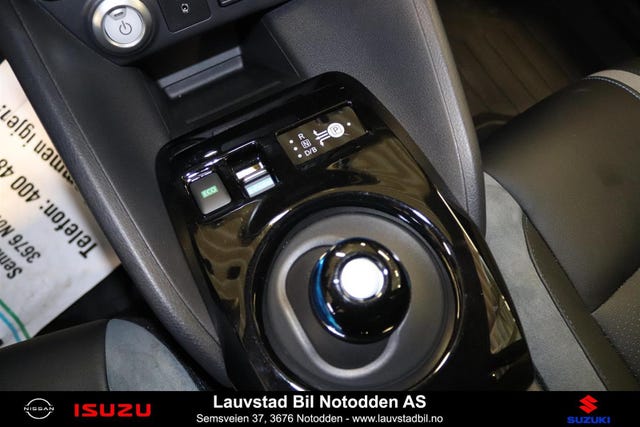 2020 NISSAN LEAF - 14