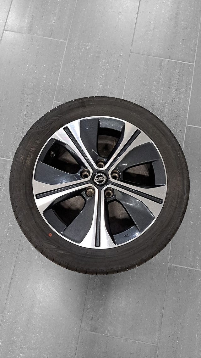 2020 NISSAN LEAF - 23