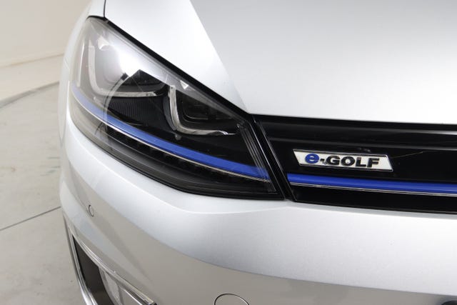 2015 VOLKSWAGEN GOLF - 10