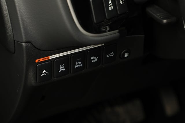 2020 MITSUBISHI OUTLANDER - 24