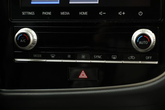 2020 MITSUBISHI OUTLANDER - 17
