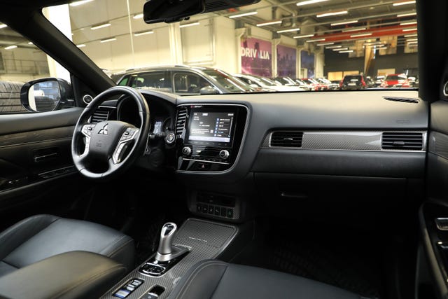 2020 MITSUBISHI OUTLANDER - 12