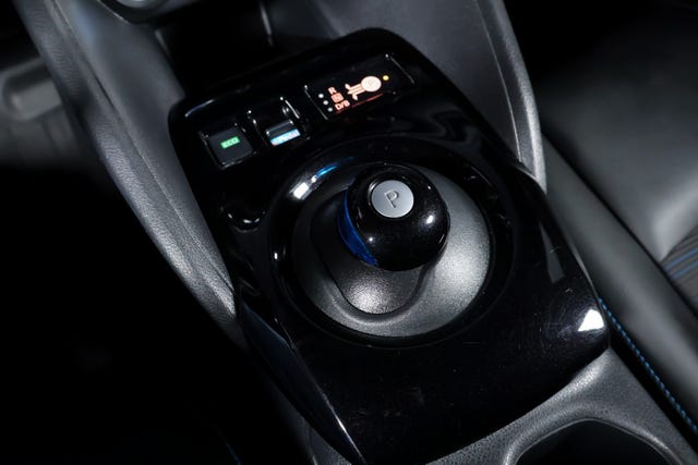 2020 NISSAN LEAF - 19