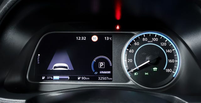 2020 NISSAN LEAF - 31