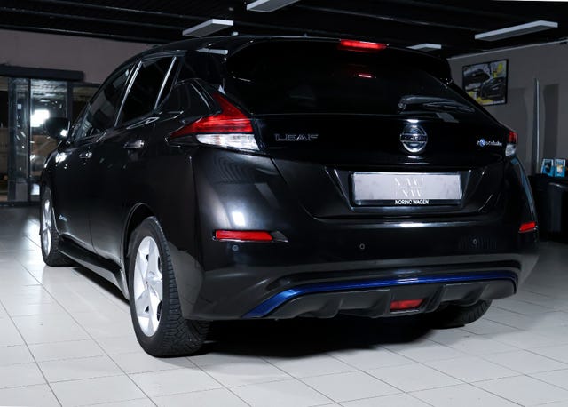 2020 NISSAN LEAF - 12