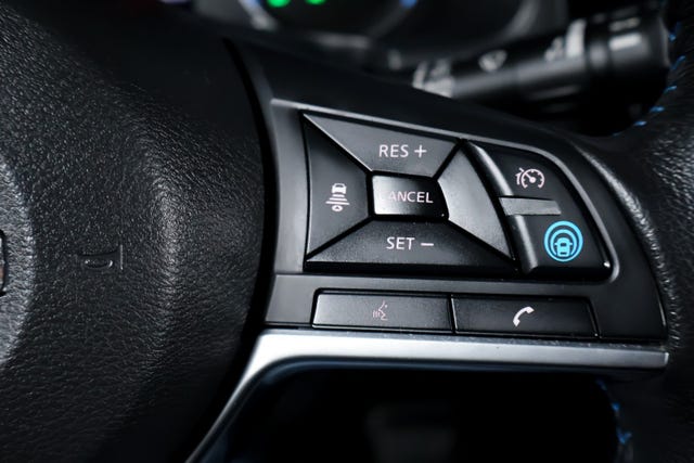 2020 NISSAN LEAF - 28