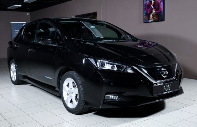 2020 NISSAN LEAF - 9