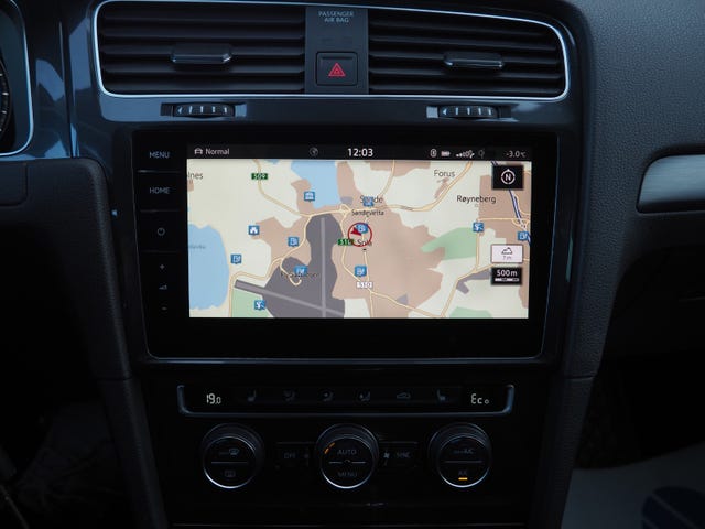 2019 VOLKSWAGEN GOLF - 18