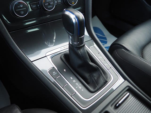 2019 VOLKSWAGEN GOLF - 20