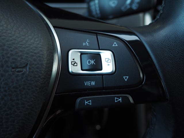 2019 VOLKSWAGEN GOLF - 28