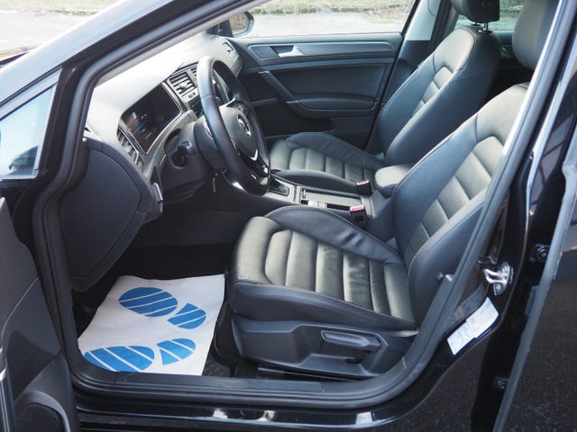 2019 VOLKSWAGEN GOLF - 11