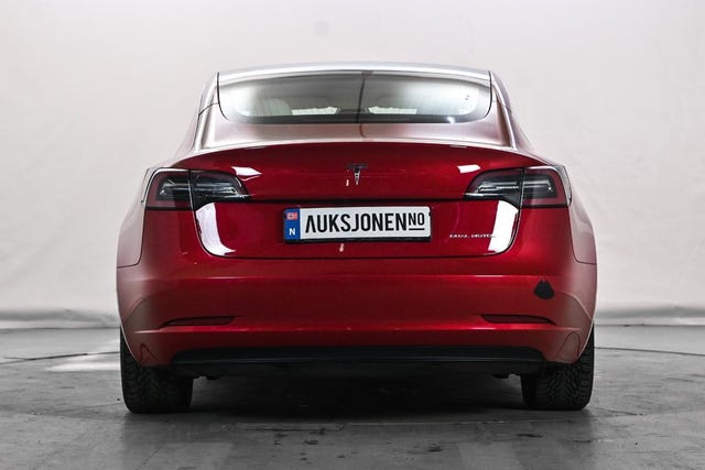 5YJ3E7EB0KF224679 2019 TESLA MODEL 3-4