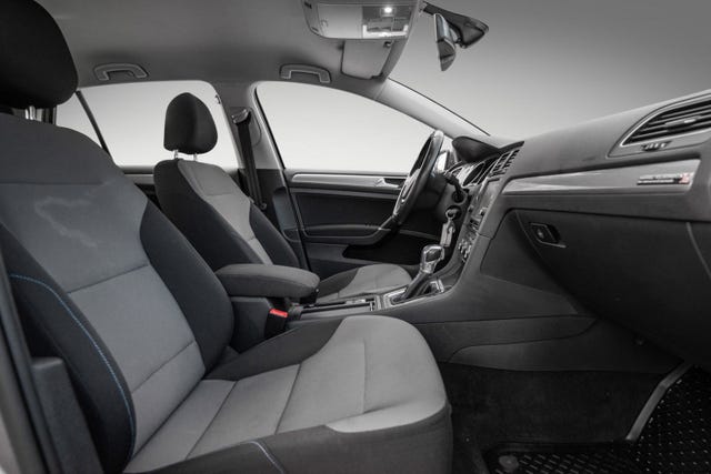 2015 VOLKSWAGEN GOLF - 11