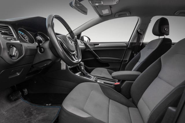 2015 VOLKSWAGEN GOLF - 10