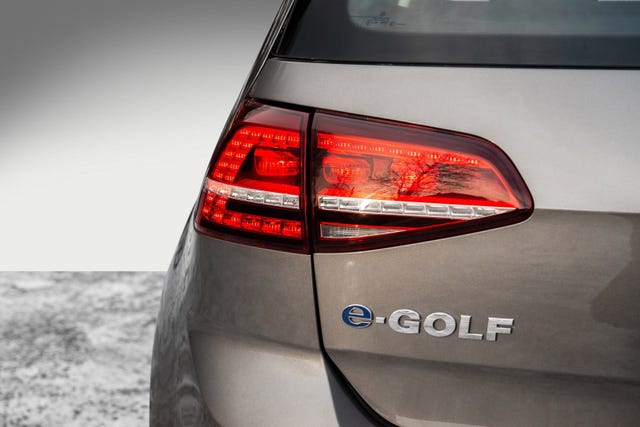 2015 VOLKSWAGEN GOLF - 8