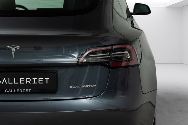 2021 TESLA MODEL 3 - 10