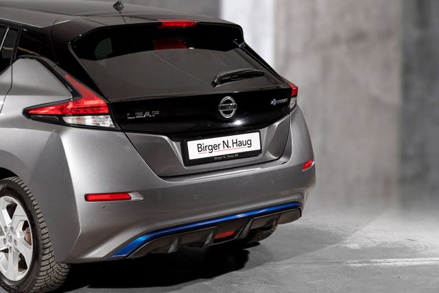 SJNFAAZE1U0110142 2020 NISSAN LEAF-5
