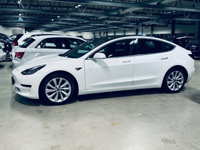 5YJ3E7EB7KF419596 2019 TESLA MODEL 3-4